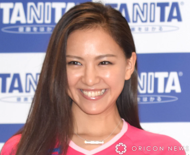 西内まりや　姉　身内トラブル