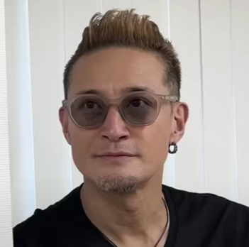松岡昌宏 禿げた ハゲ 金髪 髪の毛