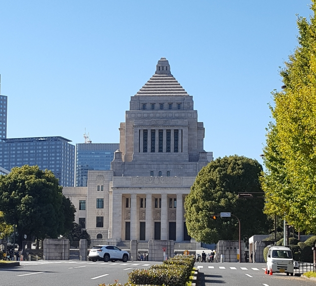 衆議院 参議院 違い 簡単に 子供向け わかりやすく