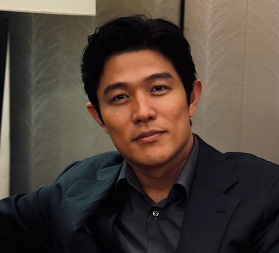 鈴木亮平　