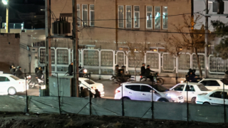 革命防衛隊の暴徒化イメージ